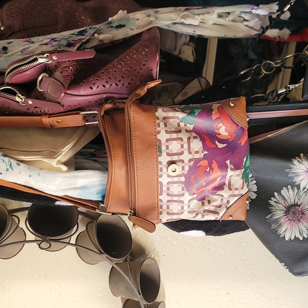 Handbag